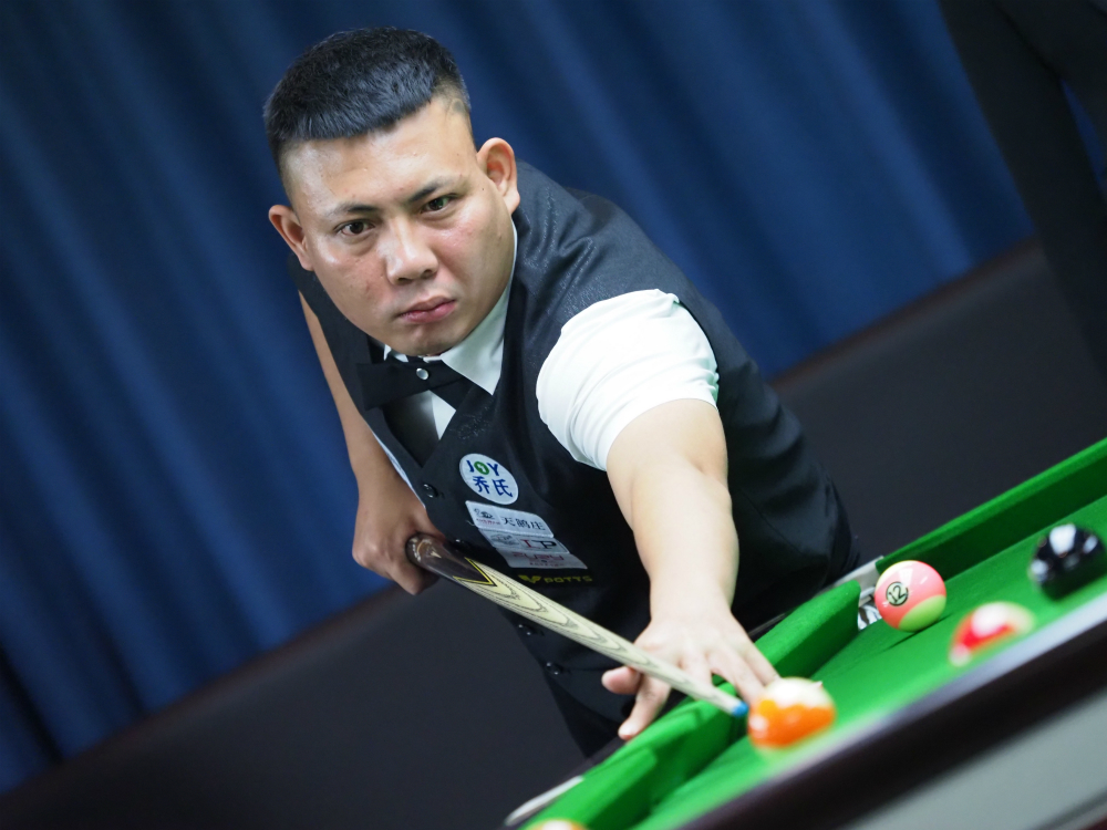 通过在这里 通过在这里