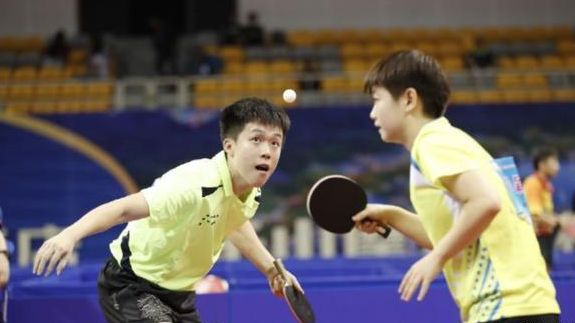 色表现和独 色表现和独