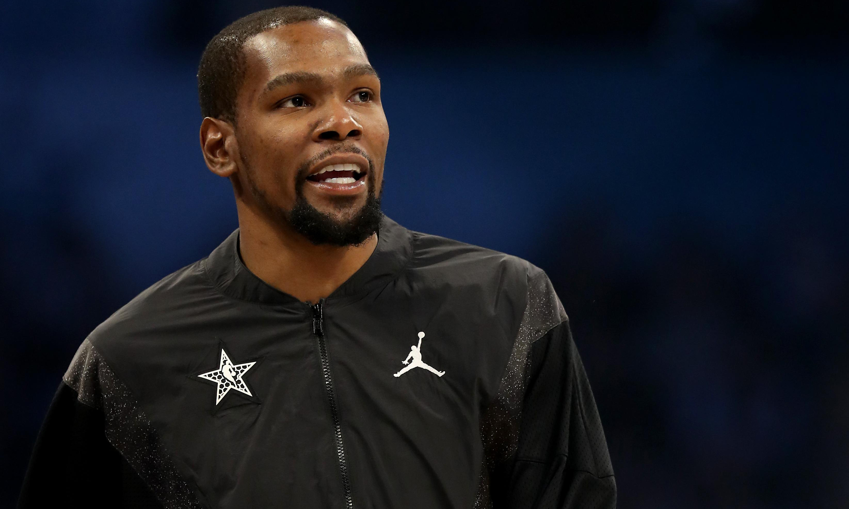 形成持续的 形成持续的